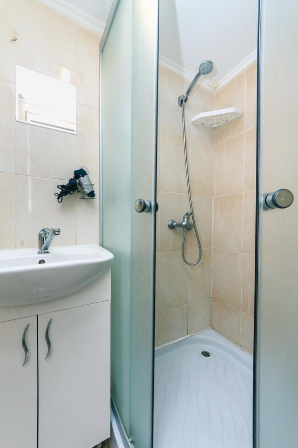 Small Room Near Independence Square Kiev Extérieur photo